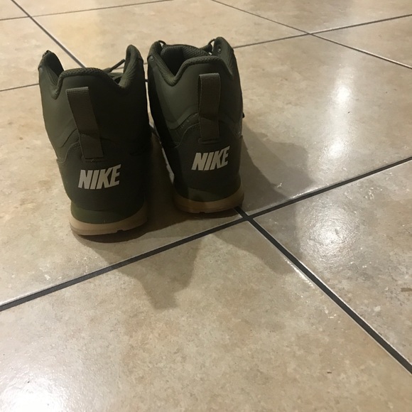 Shoes - Picture 3 of 3